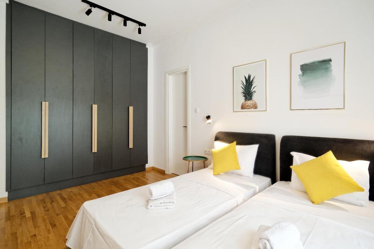 Elegant Big Apartment In Athens Center With Balcony Exterior photo