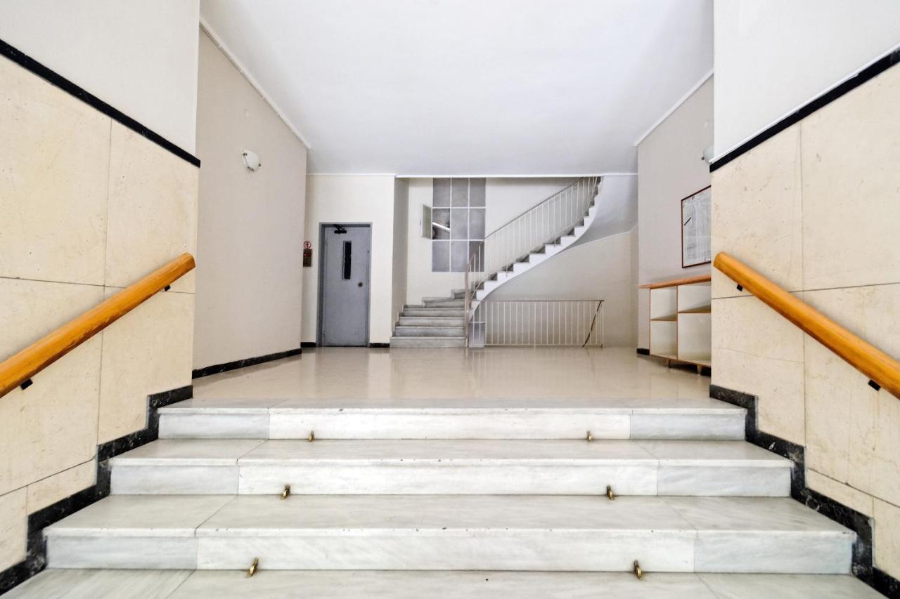 Elegant Big Apartment In Athens Center With Balcony Exterior photo